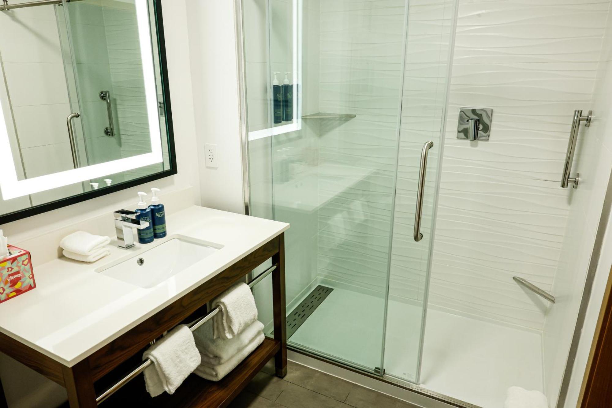 Four Points By Sheraton Austin Airport Buitenkant foto
